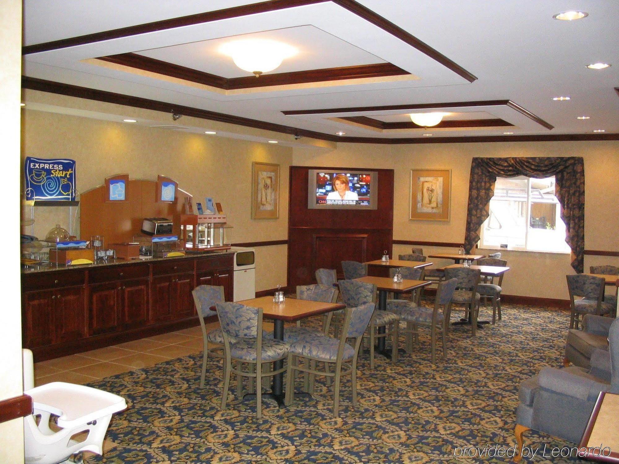 Holiday Inn Express Jamestown By Ihg Restaurant bilde